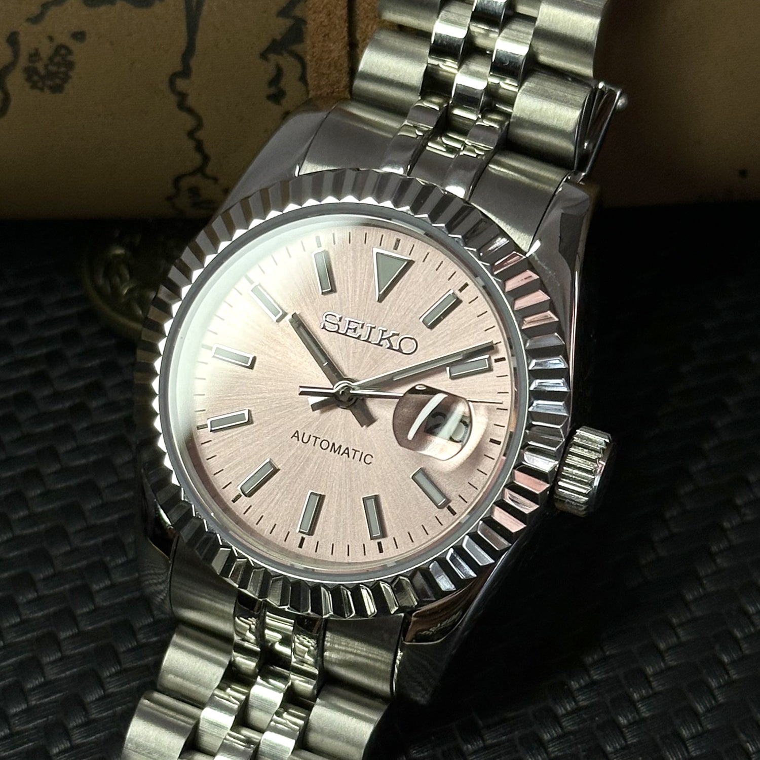 Custom 32mm Pink Women SeikoMod Watch
