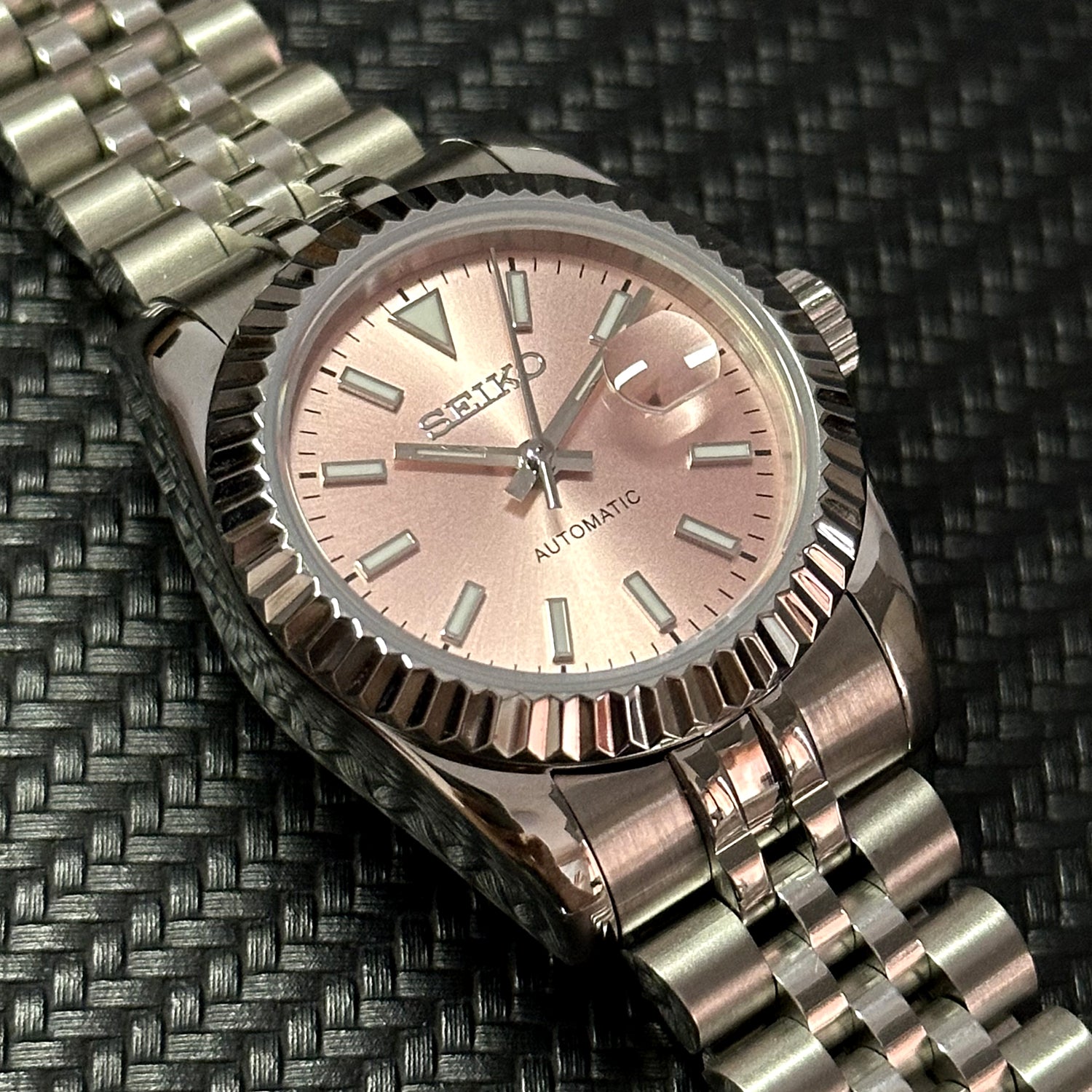 Custom 32mm Pink Women SeikoMod Watch